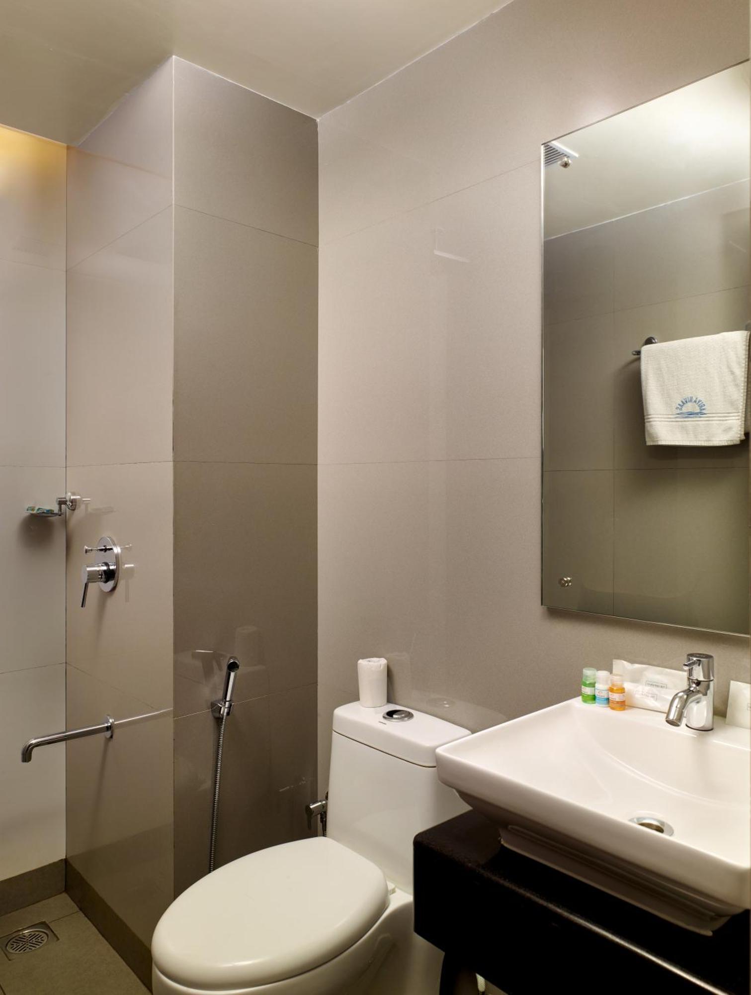 Ariya Nivaas A Vegetarian Hotel Thiruvananthapuram Extérieur photo